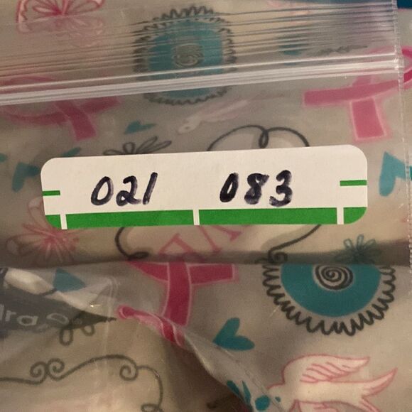 Nurses scrub top - Picture 7 of 7